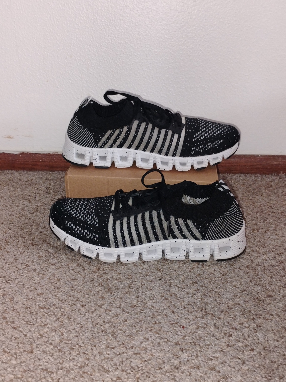 ALEADER Women's Hydro Lite-Knit Running Shoes